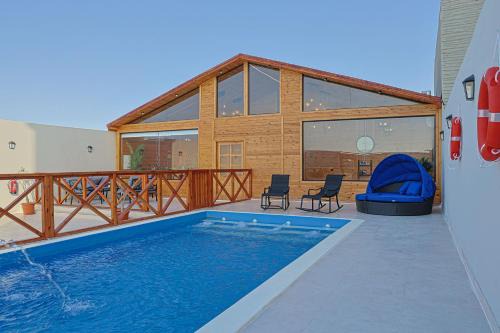منتجع سي فيو - sea view cottages