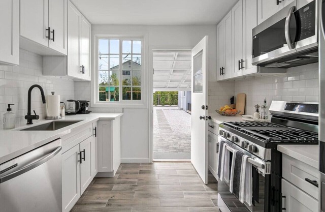 ৎ୭ Encino Retreat Haven ৎ୭