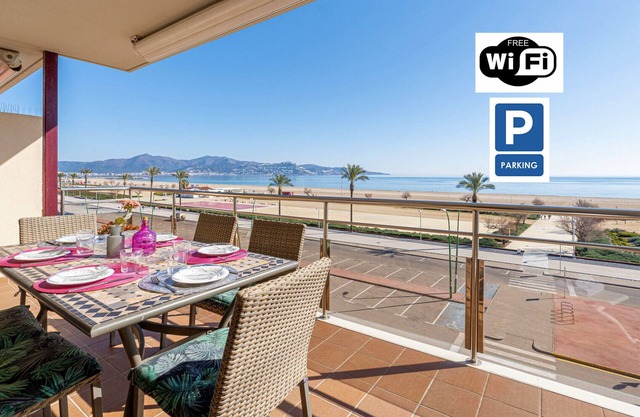 0085-MIRABLAU Apartment with sea view