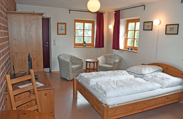 01 Holiday apartment Gänseblümchen with lake view - Haus am Höft in Gager with lake view