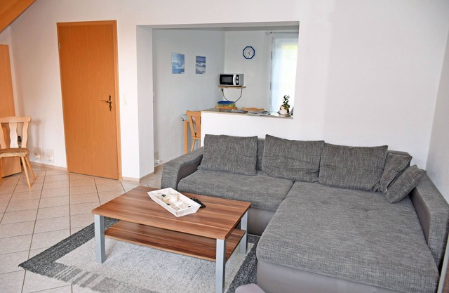 01 Holiday apartment Sehlen with terrace (6 beds) - Ferienappartements auf