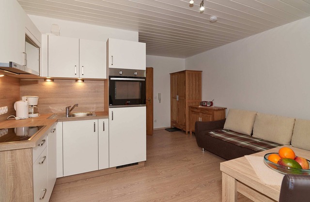 02 Apartment Sonnleiten 35 sqm for max. 3 p., kitchen, 1 living/bedroom, 1 bedroom, balcony