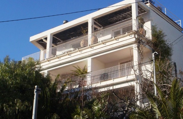 025 Rent Spectacular Apartment sea views with terrace quiet area