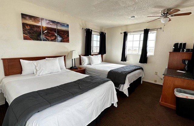 071A Private Suite Getaway near Grand Canyon Sleeps 6