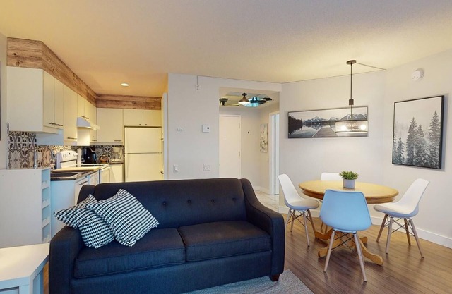 1-101 : Condo - 1 bedroom - 4 people