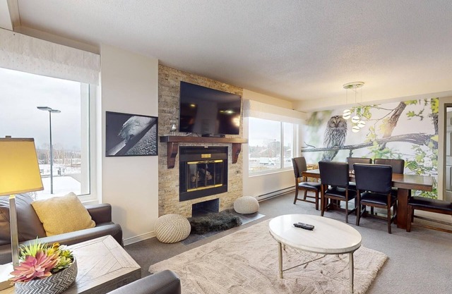 1-210 : Condo - 2 bedrooms - 6 people