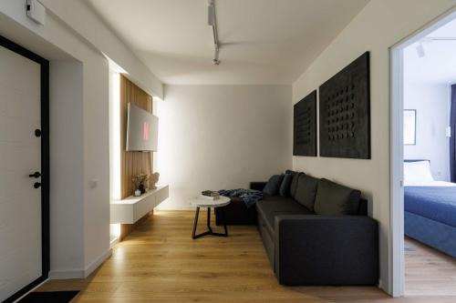 1,5 BR- Balcony, Netflix, Nespresso, AC, Walk-to-Mall - GrandStay md