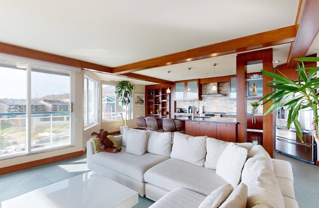 1-507 : Condo - 3 bedrooms - sleeps 6