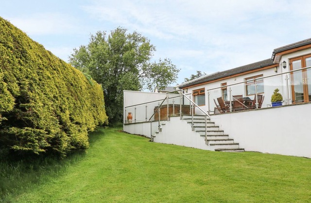 1 ARD CARRAIG, pet friendly in Portsalon, County Donegal