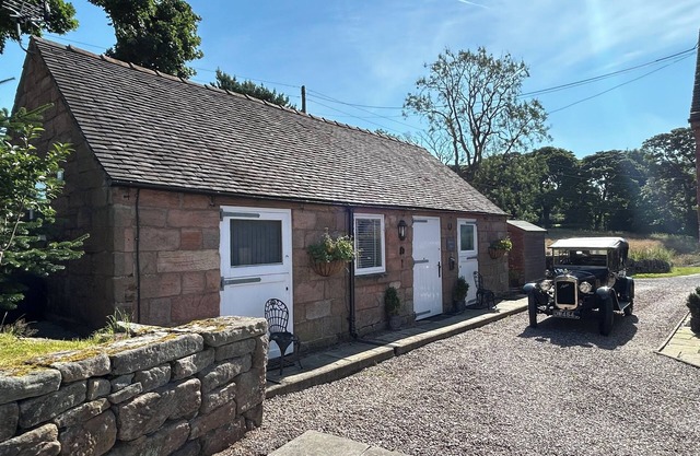 1 Bed Barn Alton Towers Chatsworth Polars Peaks