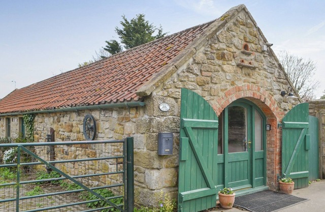 1 bedroom accommodation in Newton-on-the-Moor