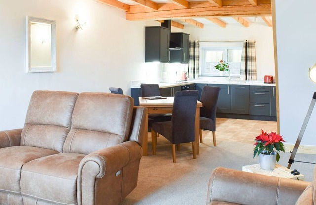 1 bedroom accommodation in Wrexham, near Llangollen