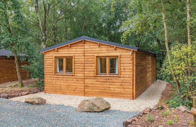 1 bedroom accommodation in Freehay, Cheadle