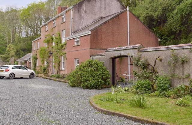 1 bedroom accommodation in Haverfordwest