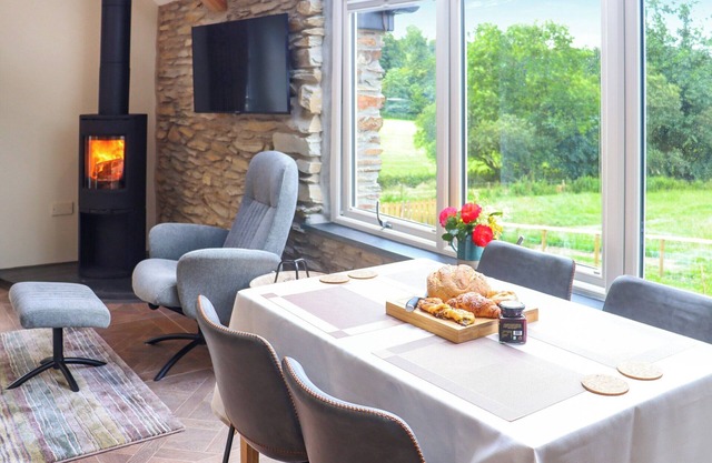 1 bedroom accommodation in Clynderwen, near Preseli Hills