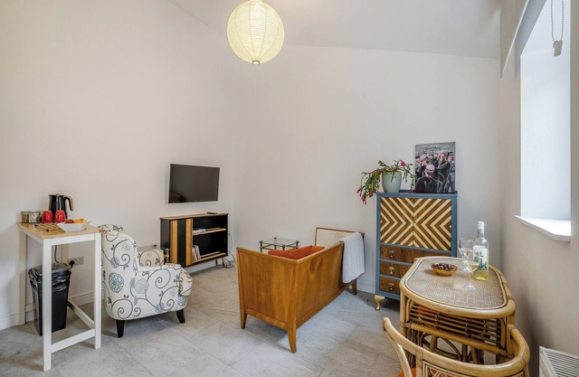 1 bedroom accommodation in Ellesmere
