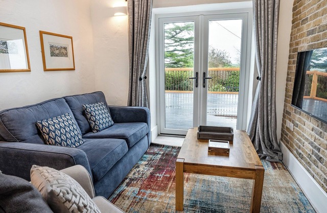 1 bedroom accommodation in Llanboidy