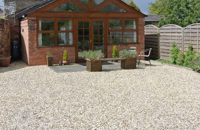 1 bedroom accommodation in Maesbrook, near Oswestry