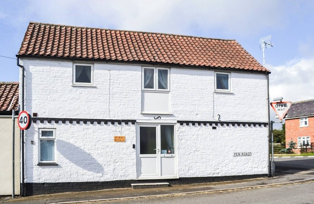 1 bedroom accommodation in East Kirkby, near Horncastle