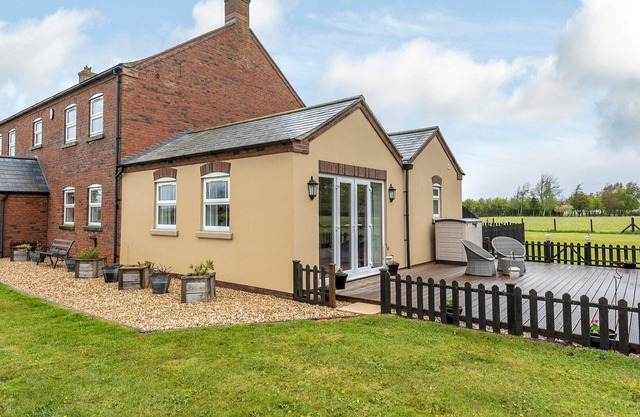 1 bedroom accommodation in Westhouses, near Boston