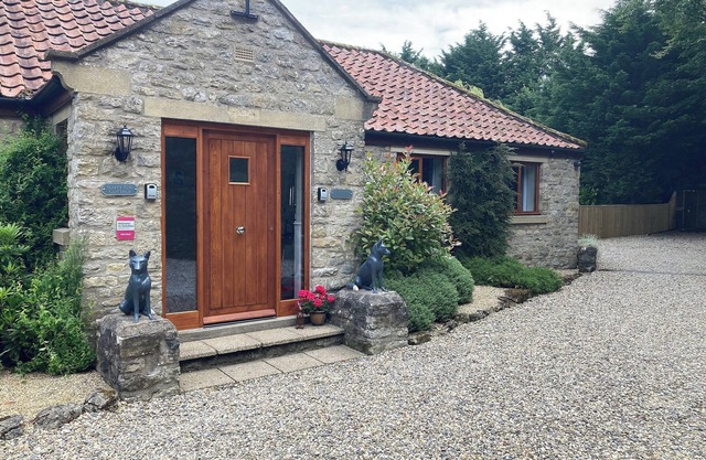 1 bedroom accommodation in Lockton, near Pickering