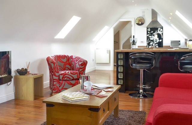 1 bedroom accommodation in Near Wroughton, Swindon