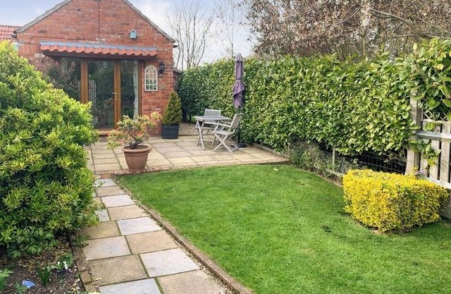 1 bedroom accommodation in Saltfleetby, near Louth