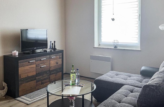 1 Bedroom Amazing Apartment In Dithmarschen
