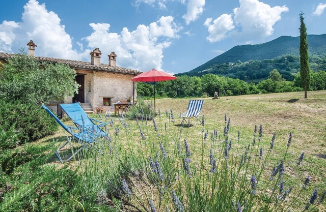 1 bedroom amazing home in spoleto pg