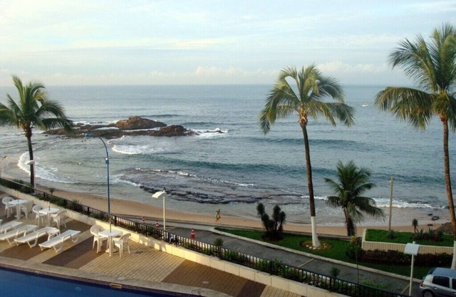1 bedroom apartment facing the ocean at the beautiful Ondina beach