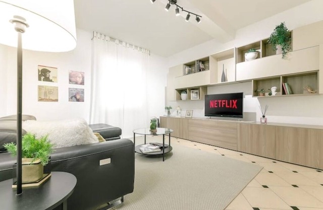 1 Bedroom Apartment in Modena