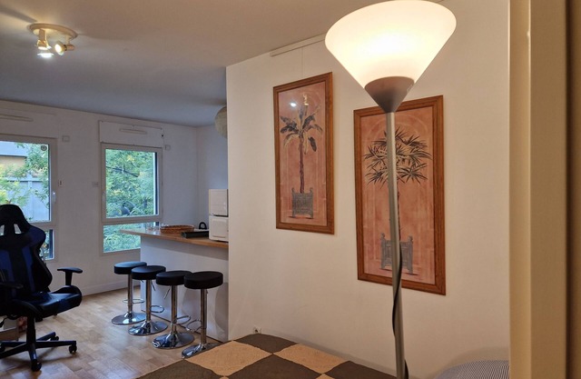 1 Bedroom Apartment in Paris