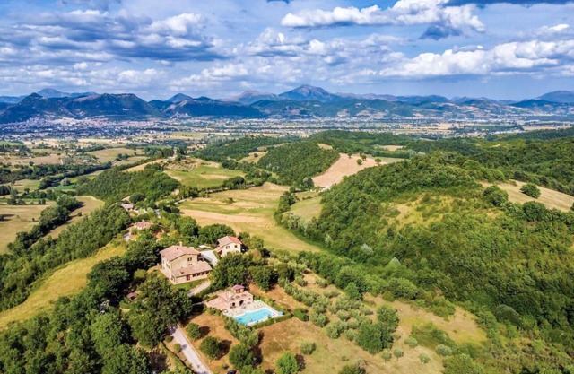 1 bedroom awesome apartment in Gubbio