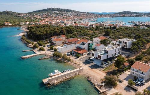 1 Bedroom Awesome Apartment In Betina