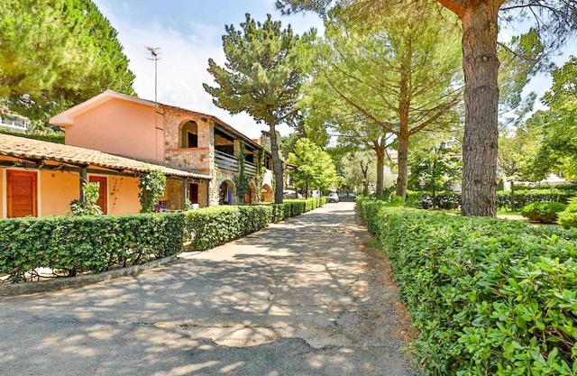 1 bedroom awesome home in Sangineto