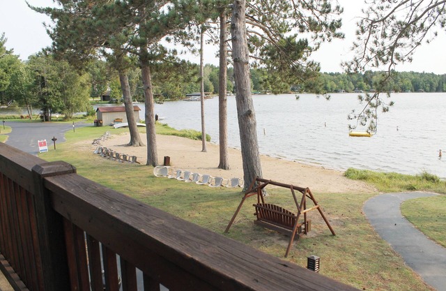 1 Bedroom, balcony beach view condo @ Duck Lake