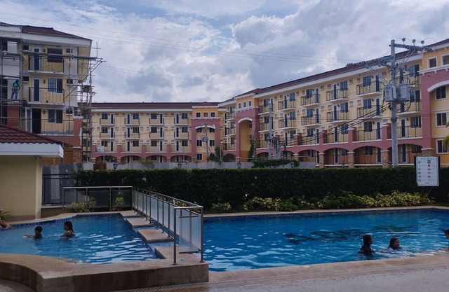 1-bedroom condo at Arezzo Place Davao near airport with high-speed internet