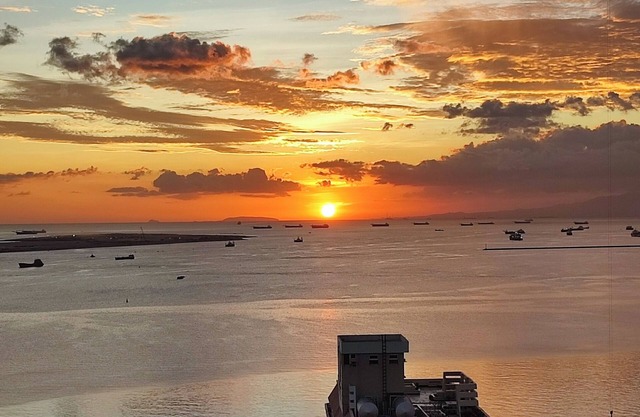1-bedroom condo with a magnificent Manila Bay sunset view.
