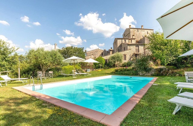 1 bedroom gorgeous apartment in Todi PG