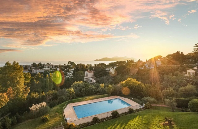 1 bedroom gorgeous apartment in Cannes