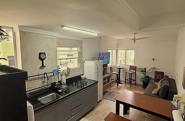 1 Bedroom in front of Santos beach - Channel 5.