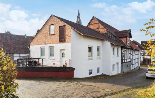1 Bedroom Lovely Apartment In Nieheim