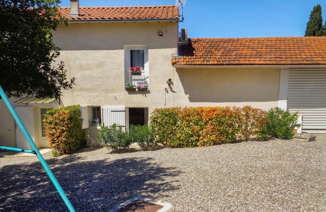 1 bedroom lovely home in Rasteau