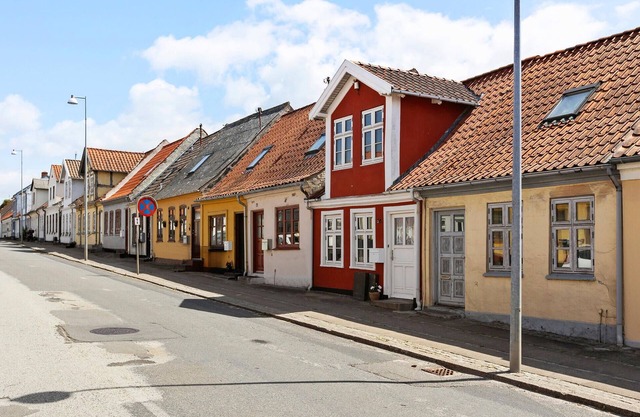 1 bedroom lovely home in Assens