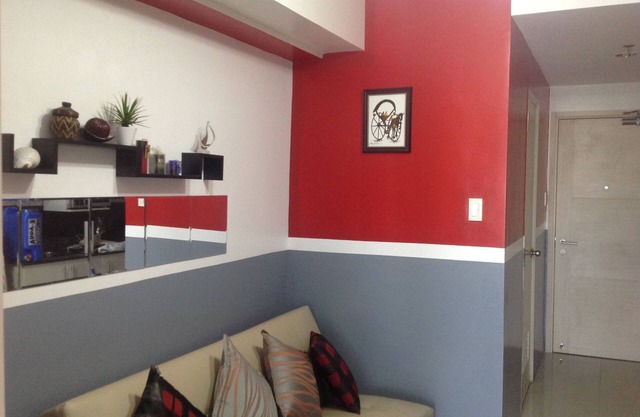 1 Bedroom with balcony, fully furnished condo, walking distance to Mall of Asia