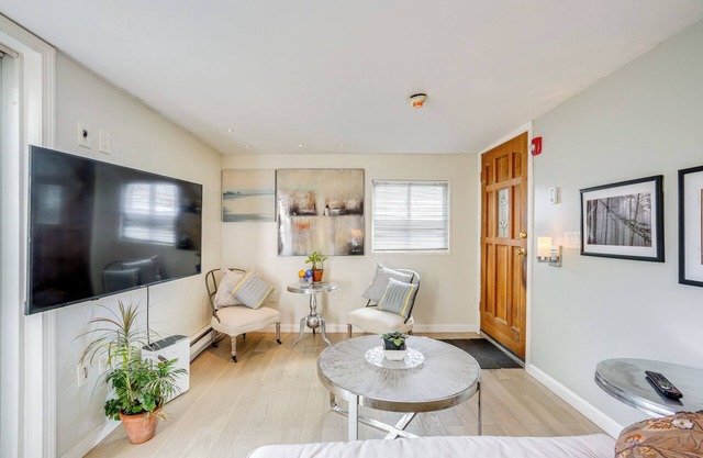 1 Block to Beach: Pet-Friendly Apt w/Yard in Lynn
