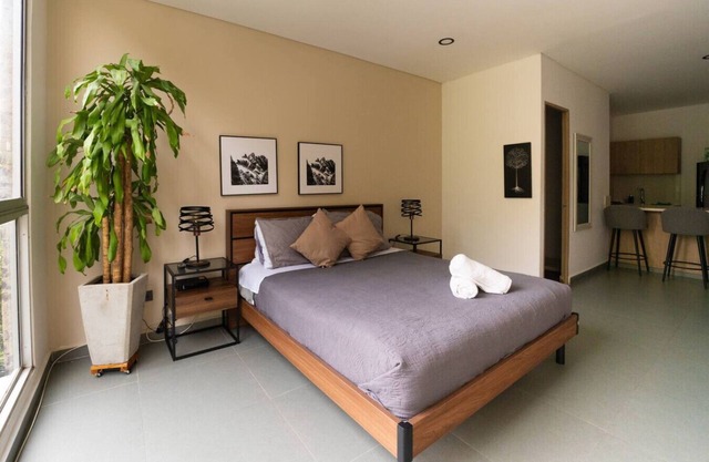 1-BR Apt - El Tesoro near Provenza & Parque Lleras