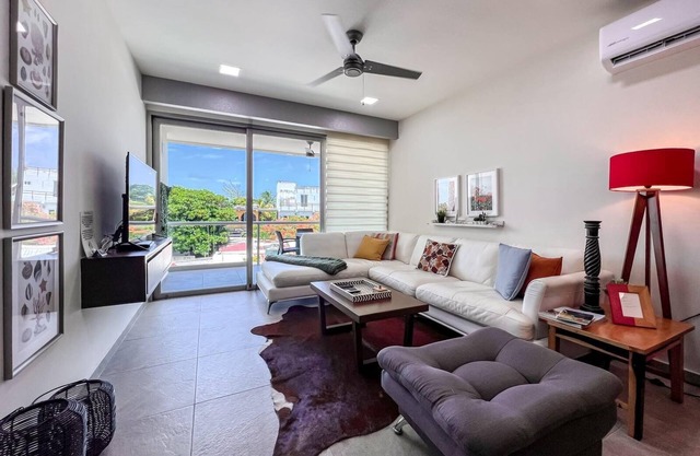 1 BR Condo w/Ocean View Infinity Pool