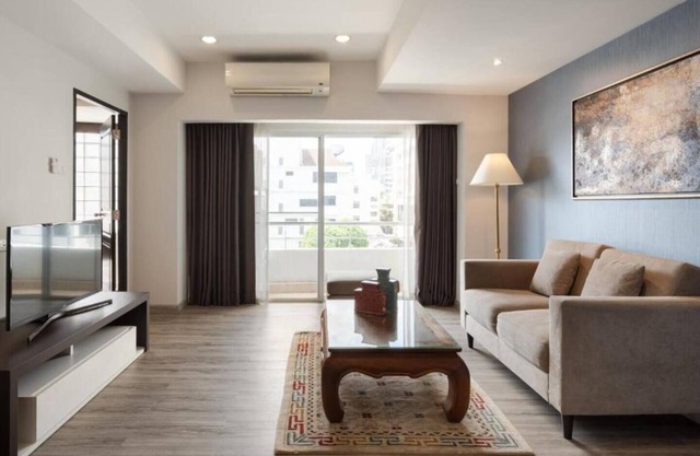 1 BR Ruamrudee/service/Monthly