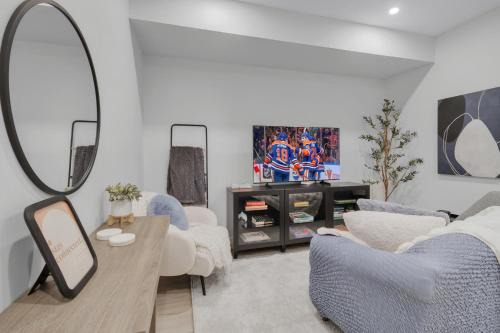 1 BR Suite Stylish Coffee Station Stocked sleep 4